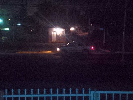 Foto tomada frente a la residencia del padre de Alfonso Caro ubicada en Ciudad Ojeda, estado Zulia (Venezuela)