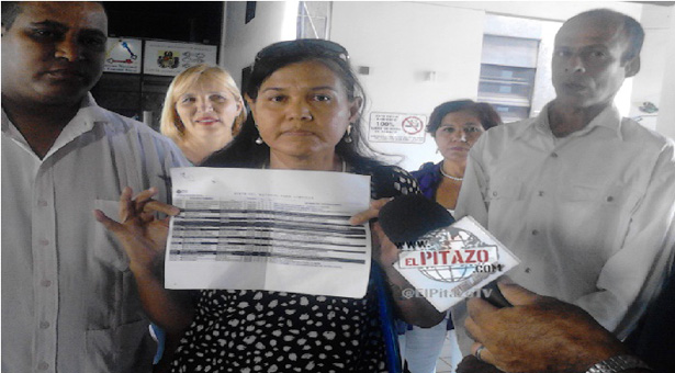 Denunciaron-el-uso-de-listas-para-discriminar-y-despedir-a-trabajadores-en-la-Contraloría-sucrense-Foto-Nayrobis-Rodríguez