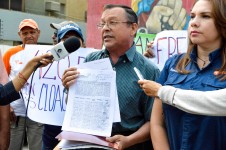 PROTESTAN HABITANTES DEL OESTE - LUIS GONZALEZ 28.03 (5)