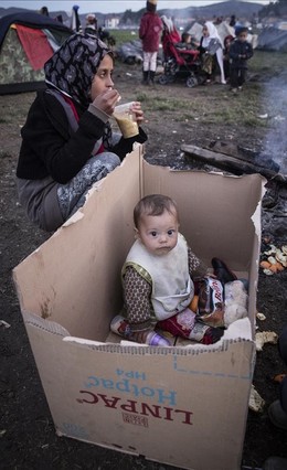 Adjunto os remito la fotografia de Idomeni fotografia de Rober Astorgano