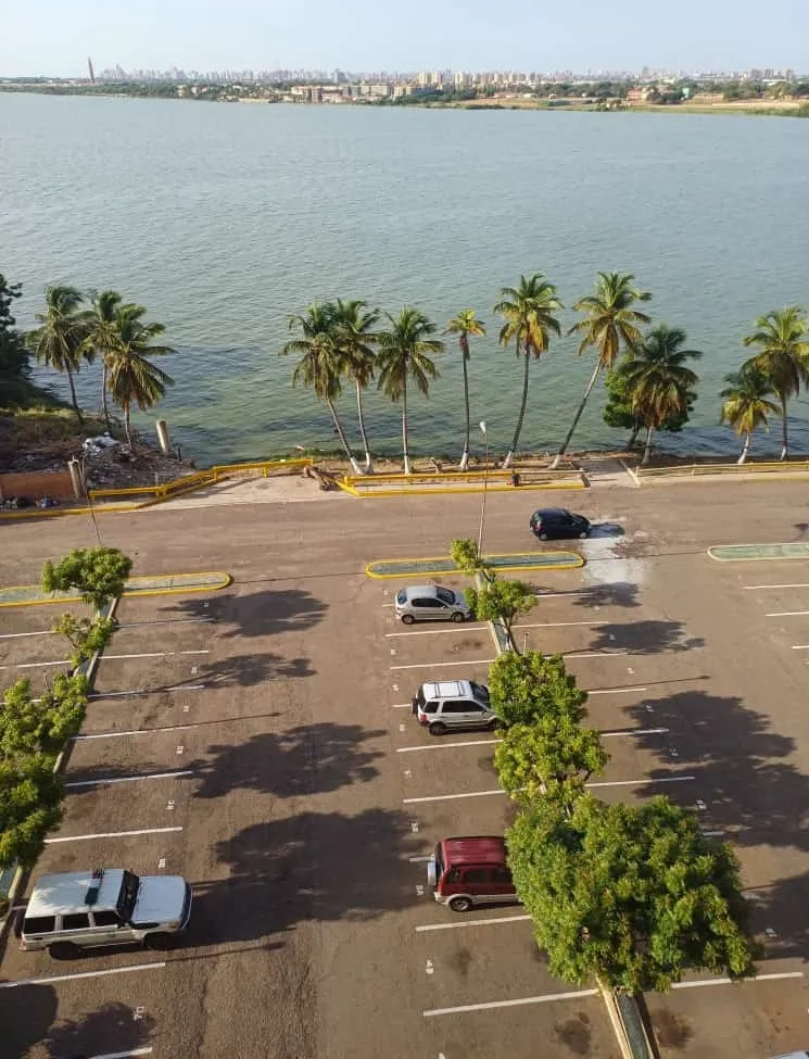 Isla Dorada: Sin agua y abandonada a orillas del Lago de Maracaibo (Fotos) – Diario Contraste Noticias
