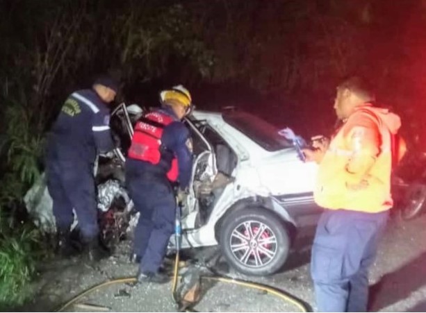 Tragedia en la carretera: Padre e hija mueren en devastador accidente ...