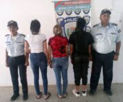 «¡Rivales en el amor! Tres mujeres se enfrentan a golpes en plena calle de Coro por un hombre».