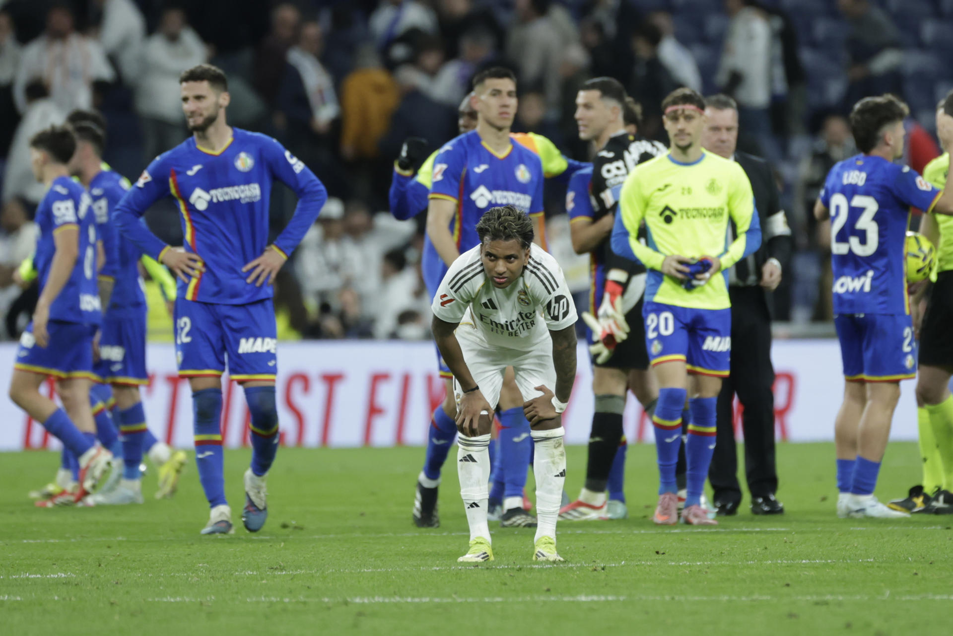 Un Real Madrid opaco cae por segunda vez y se aleja del liderato en ...